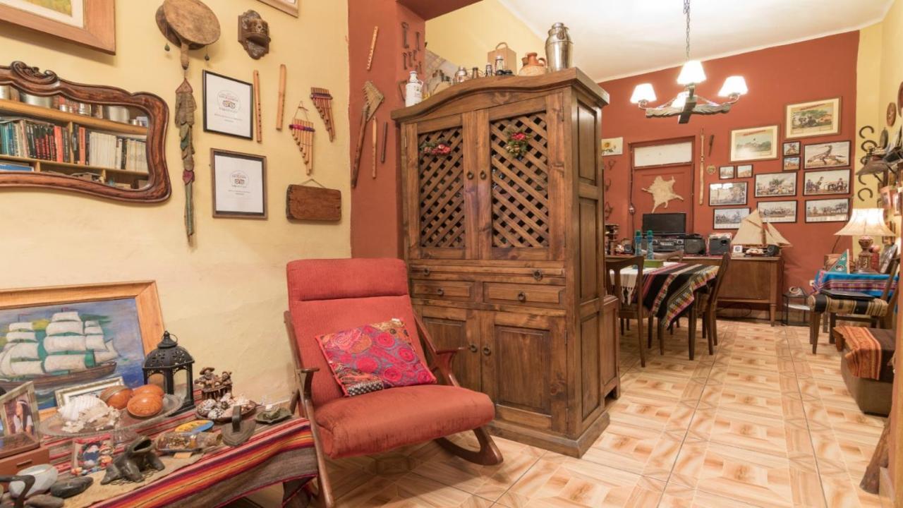 Beraja Family Hostel Lima Extérieur photo